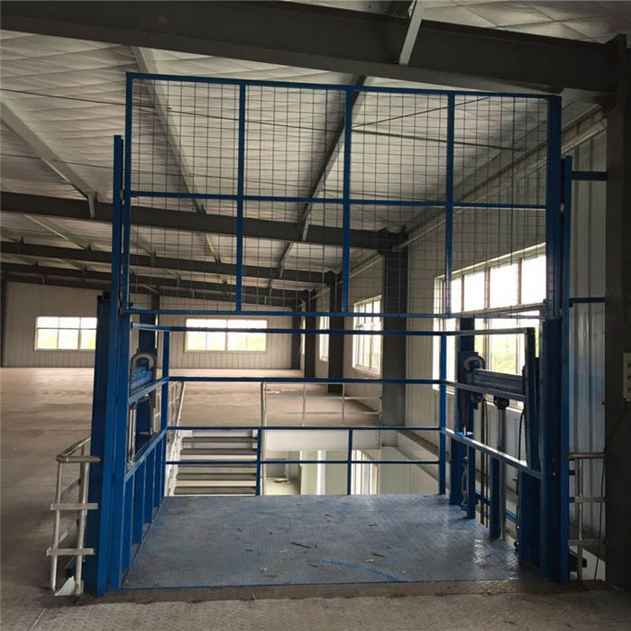 載重500KG導(dǎo)軌式升降平臺